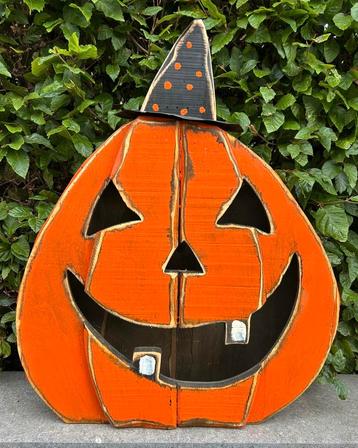 Houten Halloween decoratie beschikbaar voor biedingen