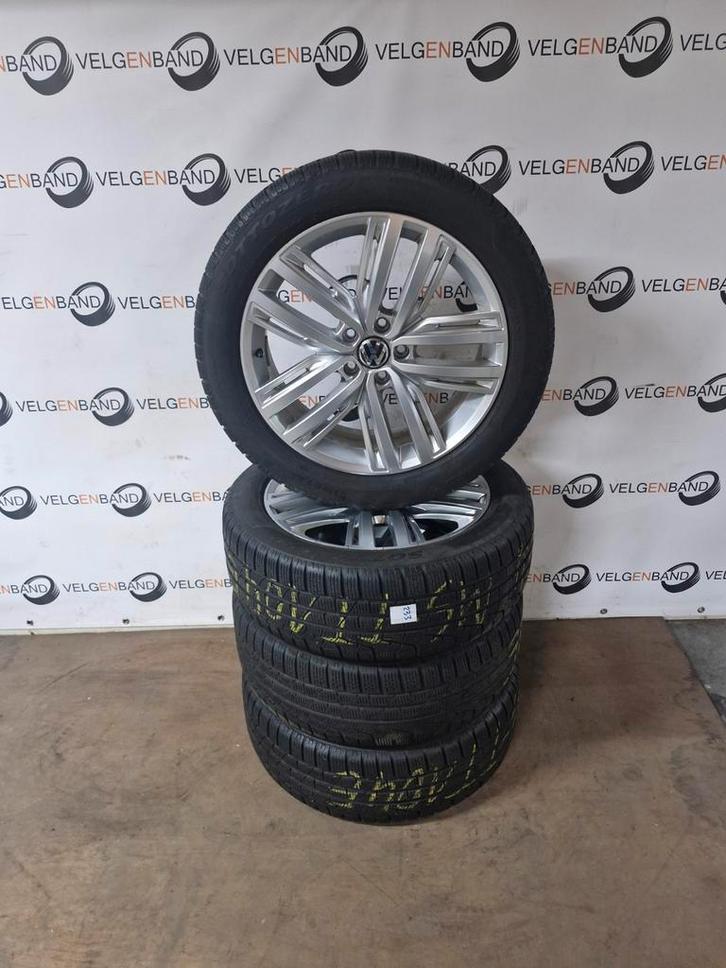 Winterset VW Tiguan 2 All space Auckland 235 50 19 5x112, Auto-onderdelen, Banden en Velgen, Banden en Velgen, Winterbanden, 19 inch
