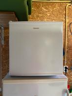 Vriezer klein Tomado, Witgoed en Apparatuur, Vriezers en Diepvrieskisten, Ophalen of Verzenden, Zo goed als nieuw, Minder dan 60 cm
