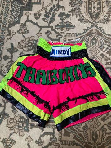 Muaythai short maat L vintage beschikbaar voor biedingen