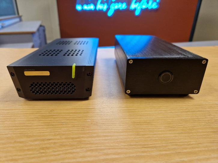 SOtM sMS-200ultra + High-End Lineaire PSU | Perfecte staat, Audio, Tv en Foto, Mediaspelers, Zo goed als nieuw, Ophalen of Verzenden