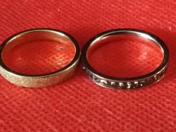 Goldtone Melano Sansdust Ring-maat 19 mm beschikbaar voor biedingen