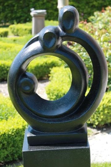 tuinbeeld beeld sculptuur "family" terrazzo winterhard nieuw beschikbaar voor biedingen