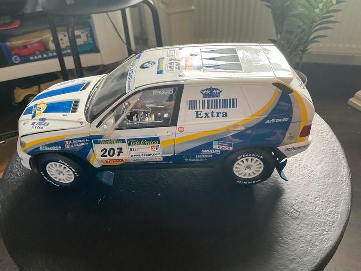 BMW X5 Rally X-Raid Solido 1:18 -, Hobby en Vrije tijd, Modelauto's | 1:18, Zo goed als nieuw, Auto, Solido, Ophalen