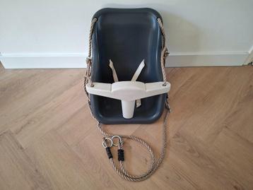 Kinder schommelstoel voor buiten beschikbaar voor biedingen