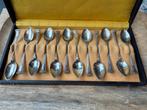 Zilver bestek set lepeltjes.  2e gehalte., Ophalen of Verzenden, Zilver