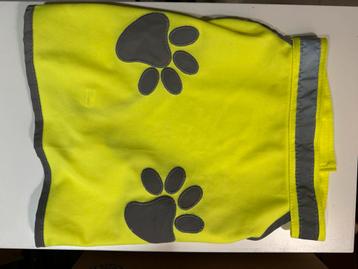 Honden jasje ideaal in het verkeer maat M beschikbaar voor biedingen