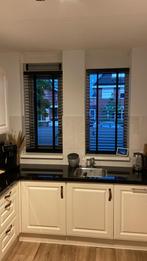 Houten Jaloezieën (3x) incl. bevestiging, Huis en Inrichting, Stoffering | Gordijnen en Lamellen, Zwart, Zo goed als nieuw, 150 tot 200 cm