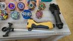 Beyblade burst set: 21 blades, 9 launchers, arena. 3e/stuk, Ophalen, Gebruikt