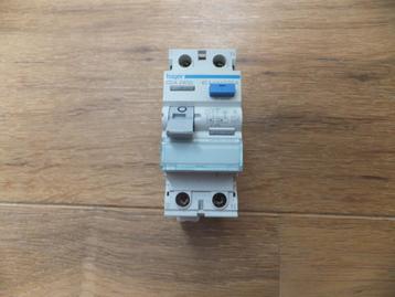 Hager aardlekschakelaar 2P 40A 30mA, CDA240G, NIEUW beschikbaar voor biedingen