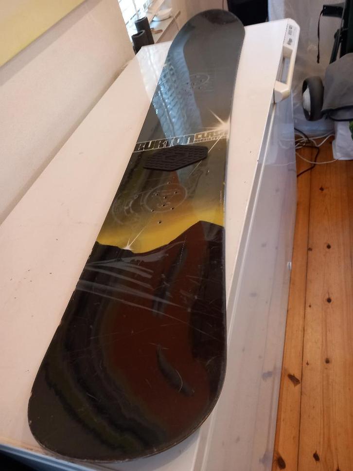 burton clash snowboard 162 clash 25 tm 30 cm breed, Sport en Fitness, Snowboarden, Gebruikt, Board, Ophalen