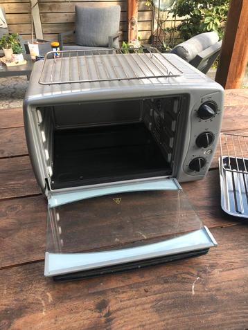 Compact Oventje met Grill beschikbaar voor biedingen