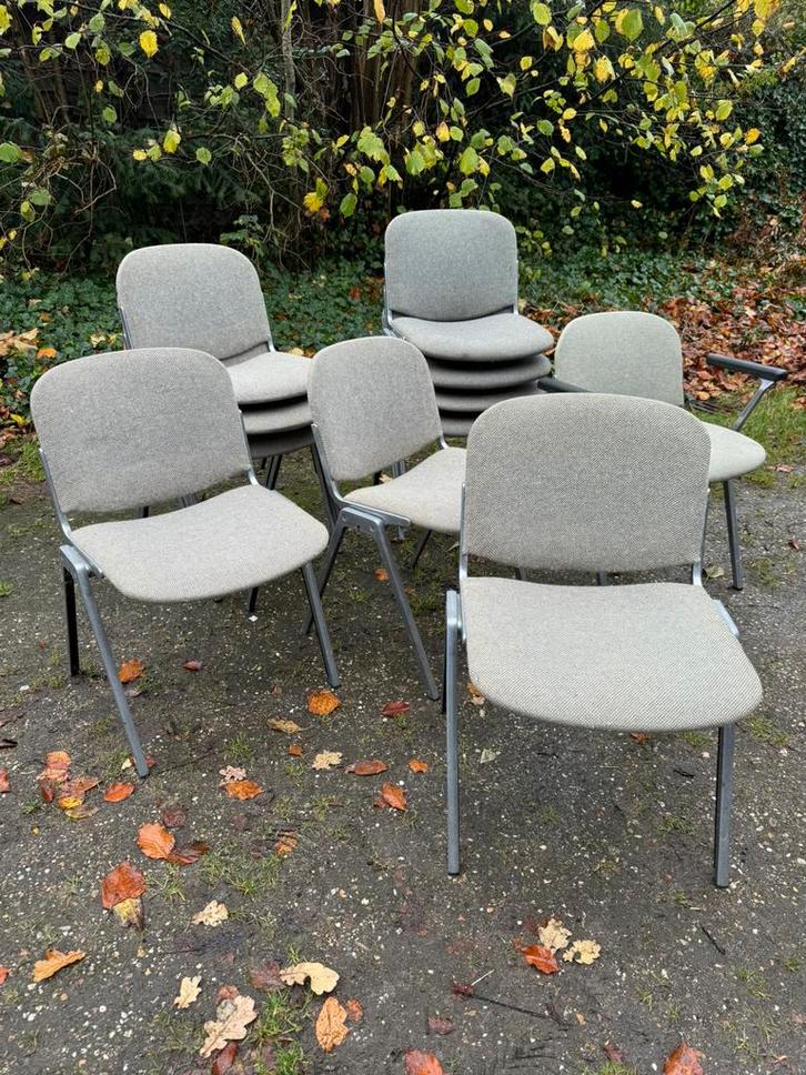 Partij 12 eetkamerstoelen(castellistijl/industrieel/jaren60), Huis en Inrichting, Stoelen, Zo goed als nieuw, Vijf, Zes of meer stoelen