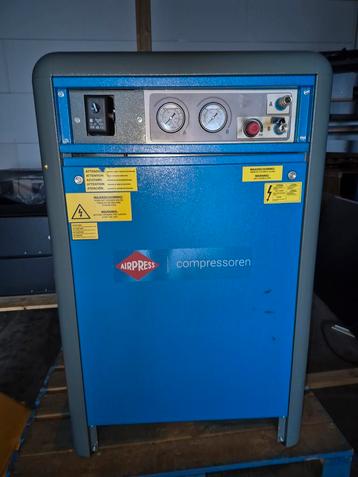 4x Airpress Compressor - Stil en Krachtig beschikbaar voor biedingen