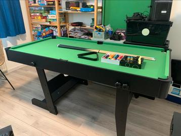 Pooltafel in perfecte staat beschikbaar voor biedingen