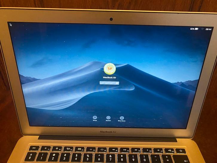 MacBook Air A1466, Computers en Software, Apple Macbooks, Zo goed als nieuw, MacBook Air, 13 inch, Minder dan 2 Ghz, Ophalen of Verzenden