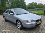 Volvo S60 2.4 Momentum Automaat zeer nette auto navigatie ai, Auto's, Volvo, Gebruikt, 2435 cc, 1600 kg, Euro 4