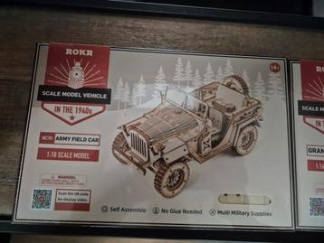 Leger auto rokr robotime  beschikbaar voor biedingen