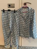 New collection nachtpak met bekend logo maat s/m., Kleding | Dames, Verzenden, ., Zo goed als nieuw, .