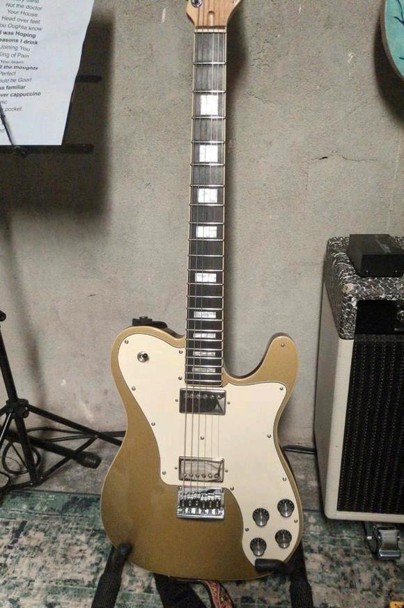 Schecter PT fastback met Gibson burstbuckers, Muziek en Instrumenten, Snaarinstrumenten | Gitaren | Elektrisch, Gebruikt, Solid body