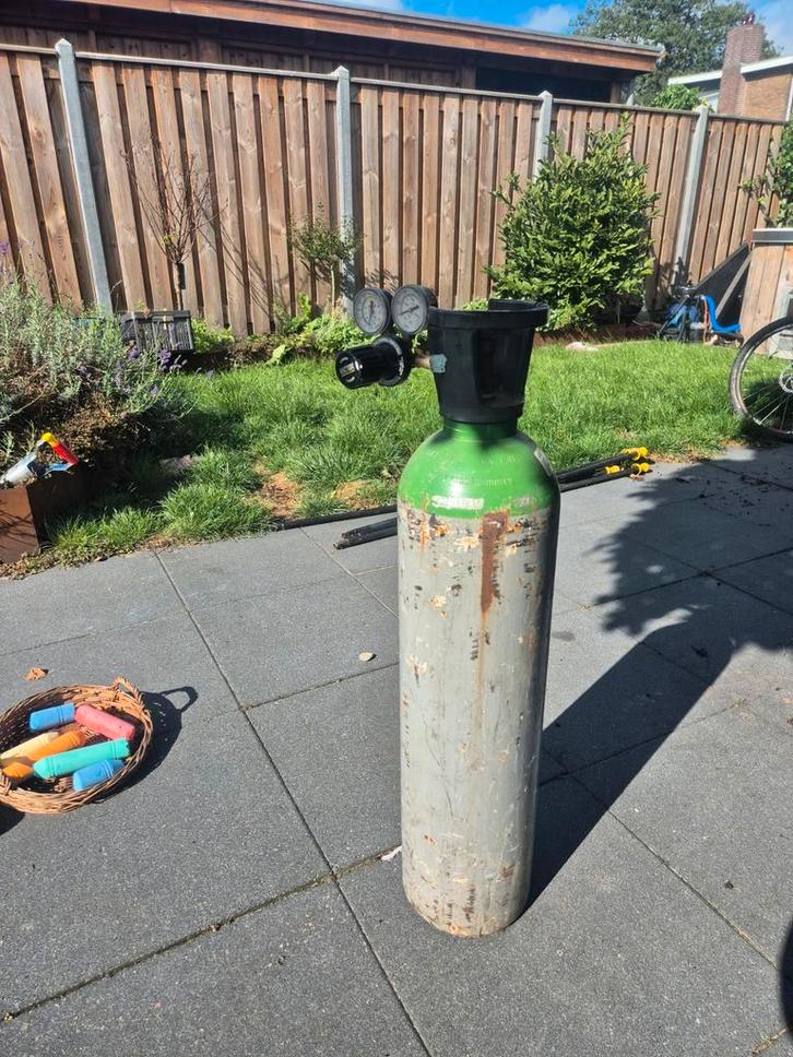 Argon Gasfles met Reduceerventiel, Doe-het-zelf en Verbouw, Gereedschap | Lasapparaten, Ophalen of Verzenden