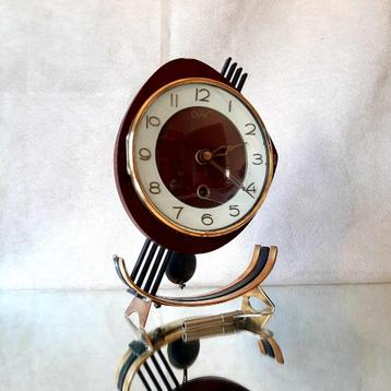 Vintage tafelklok Orfac, mcm klok, jaren 60 klok met pendule beschikbaar voor biedingen