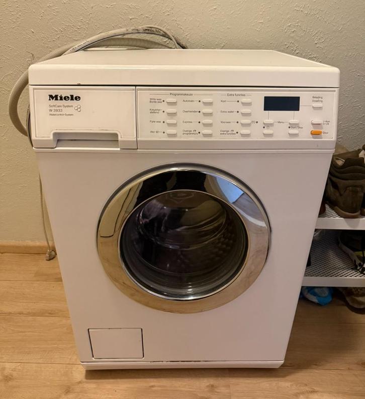 MIELE WASHING MACHINE, Witgoed en Apparatuur, Wasmachines, 1200 tot 1600 toeren, Ophalen
