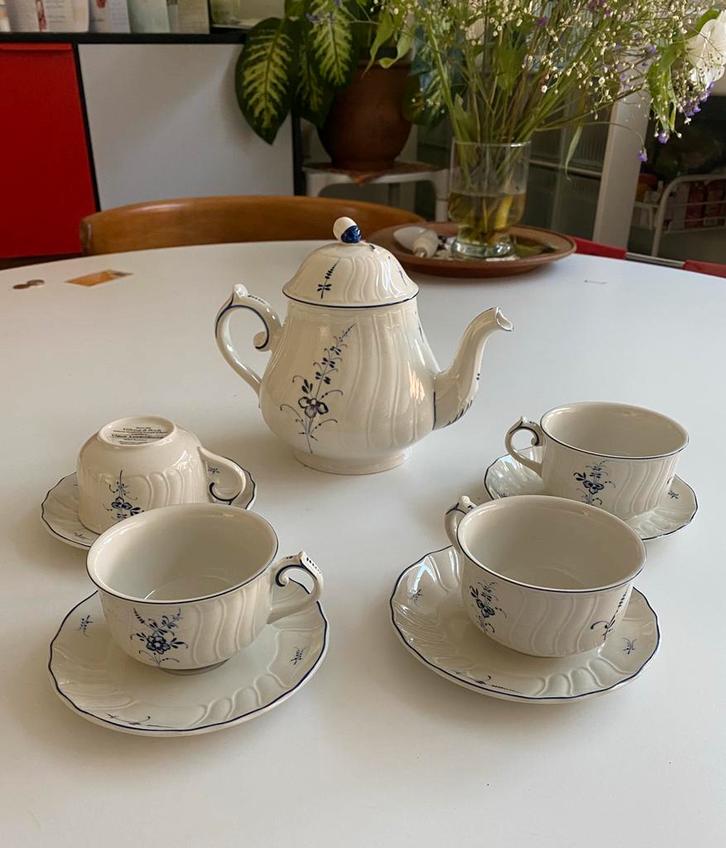 Villeroy&boch Vieux Luxembourg theepot+ 4x kop en schotel, Antiek en Kunst, Antiek | Servies compleet, Ophalen of Verzenden