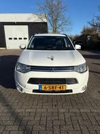 Mitsubishi Outlander 2.0 Dohc Mivec Phev 203pk 4WD CVT 5P, Auto's, Zwart, 4 cilinders, Wit, Vierwielaandrijving