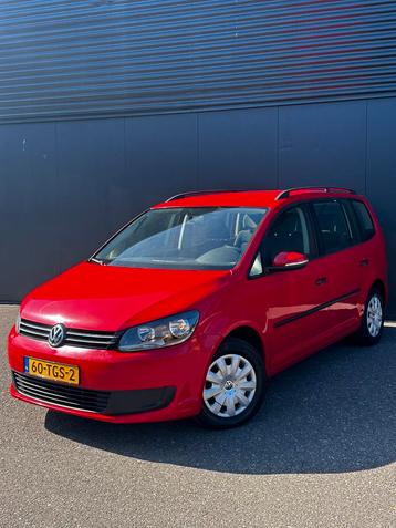Volkswagen Touran 1.6 TDI 77KW Dsg7 / NIEUWE APK beschikbaar voor biedingen