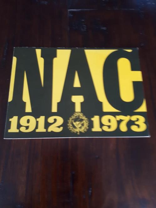 Voetbal: NAC en Baronie, Breda, Boeken, Sportboeken, Zo goed als nieuw, Balsport, Ophalen of Verzenden