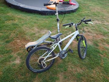 Kinder cross/mtb fietsje en space scooter. Teab beschikbaar voor biedingen