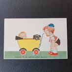 Meisje met hondje in kinderwagen, Ophalen of Verzenden, 1940 tot 1960, Ongelopen, Kinderen