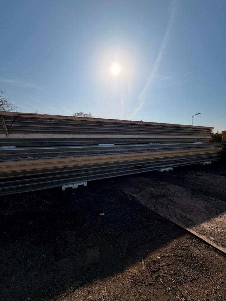 Sandwichpanelen dakbeplating wandbeplating panelen isolatie, Doe-het-zelf en Verbouw, Platen en Panelen, Zo goed als nieuw, Ophalen of Verzenden