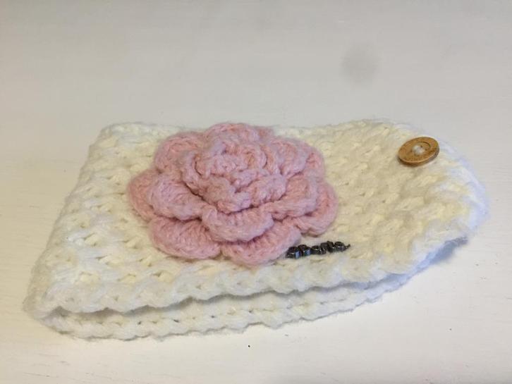 Schattige Barts Gebroken Wit/Rose Gebreide Hoofdband, Kinderen en Baby's, Kinderkleding | Mutsen, Sjaals en Handschoenen, Zo goed als nieuw