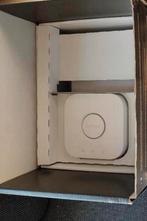 Philips Hue Bridge ongebruikt nieuwe stand. versie 2.1 V2.1, Ophalen of Verzenden, Zo goed als nieuw
