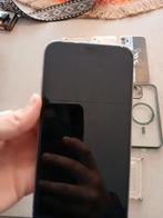 Iphone 11, 64 GB 6 hoesjes, Ophalen of Verzenden, Zo goed als nieuw, IPhone 11