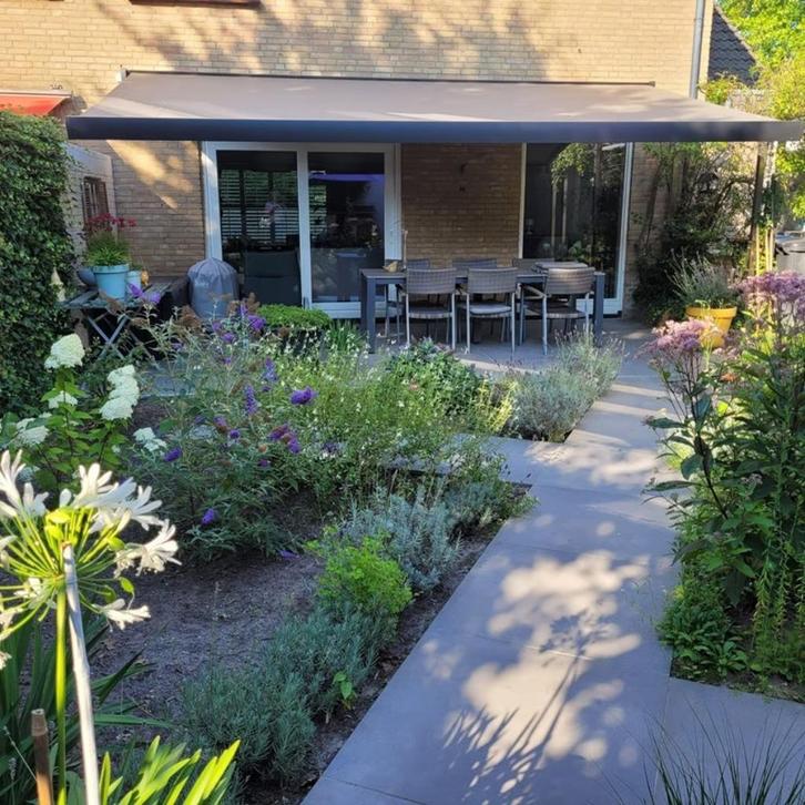 bijna nieuw zonnescherm uitvalscherm 6 meter, Tuin en Terras, Zonneschermen, Zo goed als nieuw, Knikarmscherm, 300 cm of meer