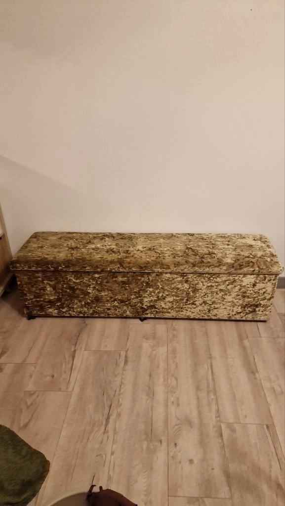 Velours velvet Opbergkist / Bank - hocker, Huis en Inrichting, Overige Huis en Inrichting, Gebruikt, Ophalen of Verzenden
