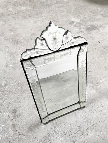 Vintage facet geslepen spiegel, prijs / info in beschrijving beschikbaar voor biedingen