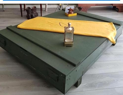 Wapenkist Salontafel - Robuust & Uniek, Huis en Inrichting, Tafels | Salontafels, Gebruikt, Minder dan 50 cm, 100 tot 150 cm, 100 tot 150 cm