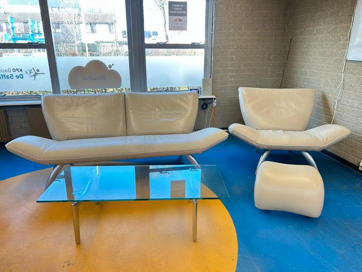 Luxe Leolux Beige Tango set met poef, fauteuil en tafel, Huis en Inrichting, Banken | Voetenbanken en Poefen, Zo goed als nieuw