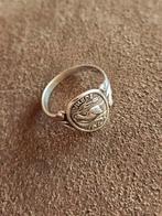 Zilveren Vredesring 1945 - Einde WOII, 18 tot 19, Gebruikt, Ophalen of Verzenden, Dame of Heer