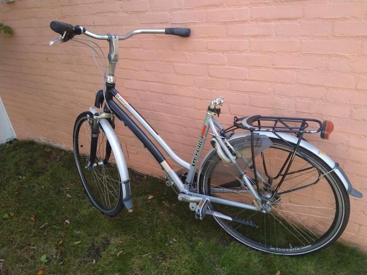 Fiets waarbij iemand anders onderdelen nodig had, Fietsen en Brommers, Fietsen | Dames | Sportfietsen en Toerfietsen, Gebruikt