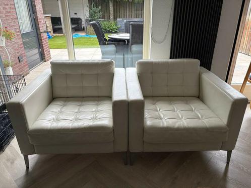 2 Witte leren fauteuils. Ikea., Huis en Inrichting, Banken | Bankstellen, Gebruikt, Minder dan 150 cm, 75 tot 100 cm, Leer, Ophalen