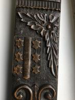 Antieke handgesneden breinaaldenkoker met naalden uit 1944, Antiek en Kunst, Ophalen of Verzenden