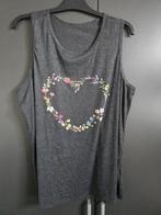 Grijze top met bloemenprint in hartvorm maat xxl (nieuw), Ophalen of Verzenden, Nieuw, Grijs, Shirt of Top