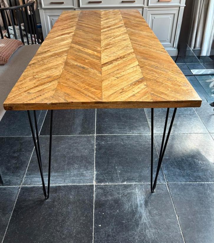 Eettafel visgraat gigameubel, Huis en Inrichting, Tafels | Eettafels, Gebruikt, 50 tot 100 cm, 200 cm of meer, Vijf personen of meer