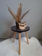 Bijzettafel - rond - zwart - hout, Huis en Inrichting, Krukjes, Ophalen of Verzenden, Hout