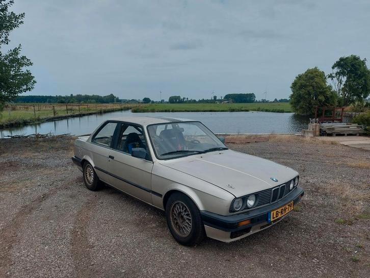 BMW 3-Serie E30 325i Coupe Race/Drift Tuned, Auto's, BMW, Particulier, 3-Serie, Elektrische buitenspiegels, Elektrische ramen